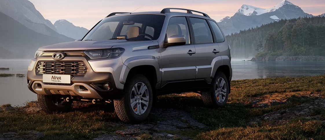 Lada Niva Travel